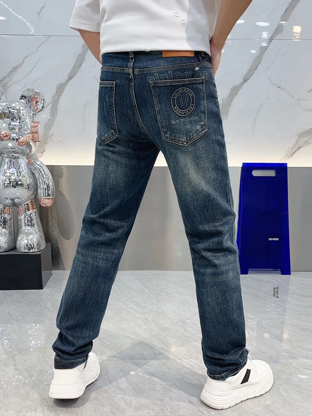 

Men's Straight Leg Pure Color Denim Jeans Autumn New Style Casual Loose Wide Leg Pants Comfortable Breathable Anti-Stain