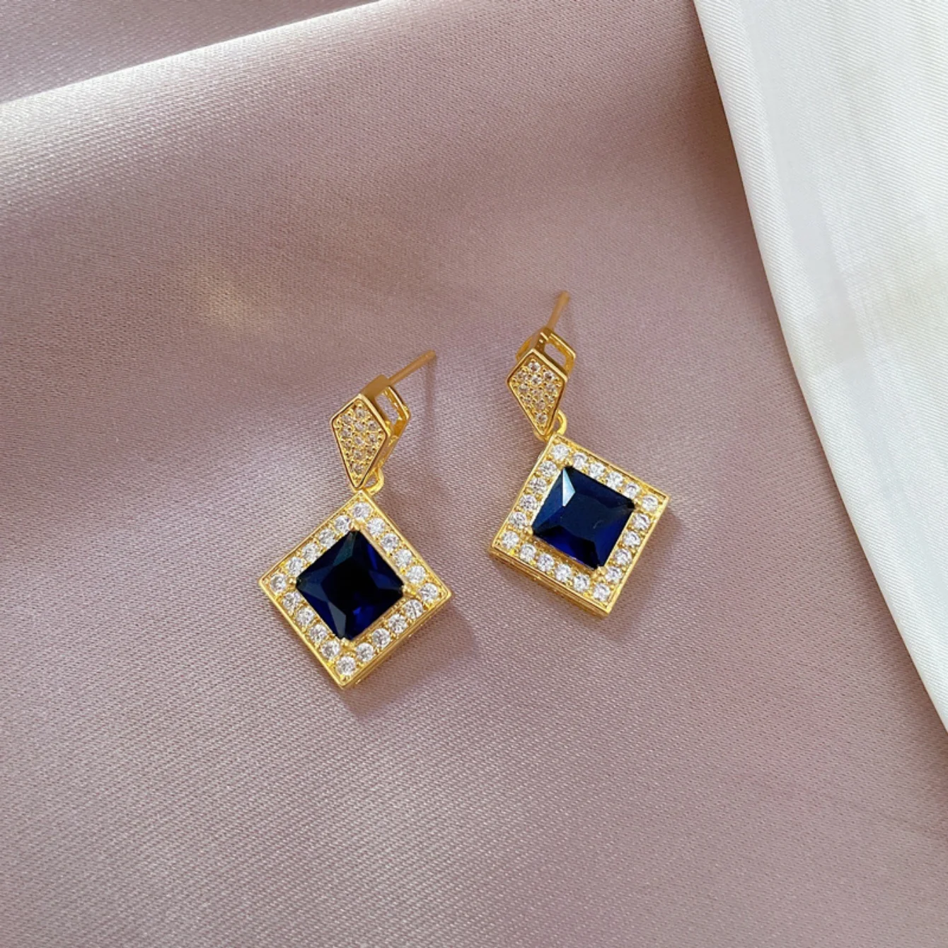 Exquisite Geometry Square Necklace Earrings Jewelry Set Charm Ladies Jewelry Fashion Bridal Accessory Set Romantic Gift