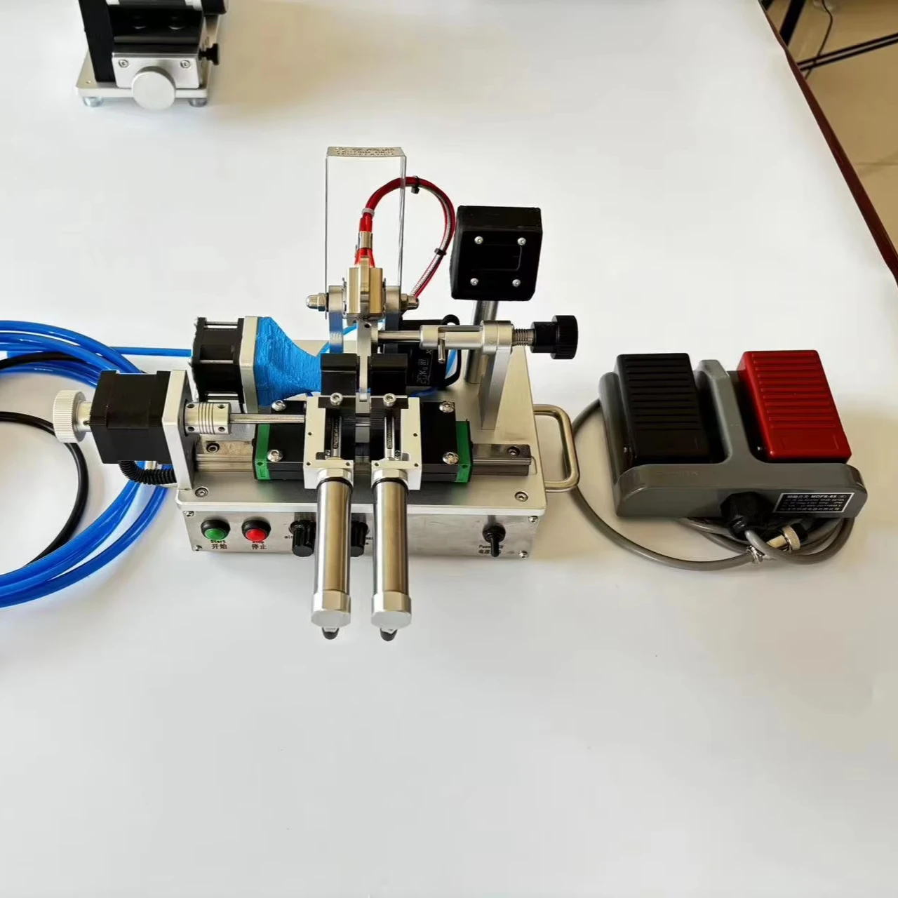 

Applicable toAutomatic Heat Welding Machine Endless Round Belt Joining Machine for PU & Rubber Round Belts