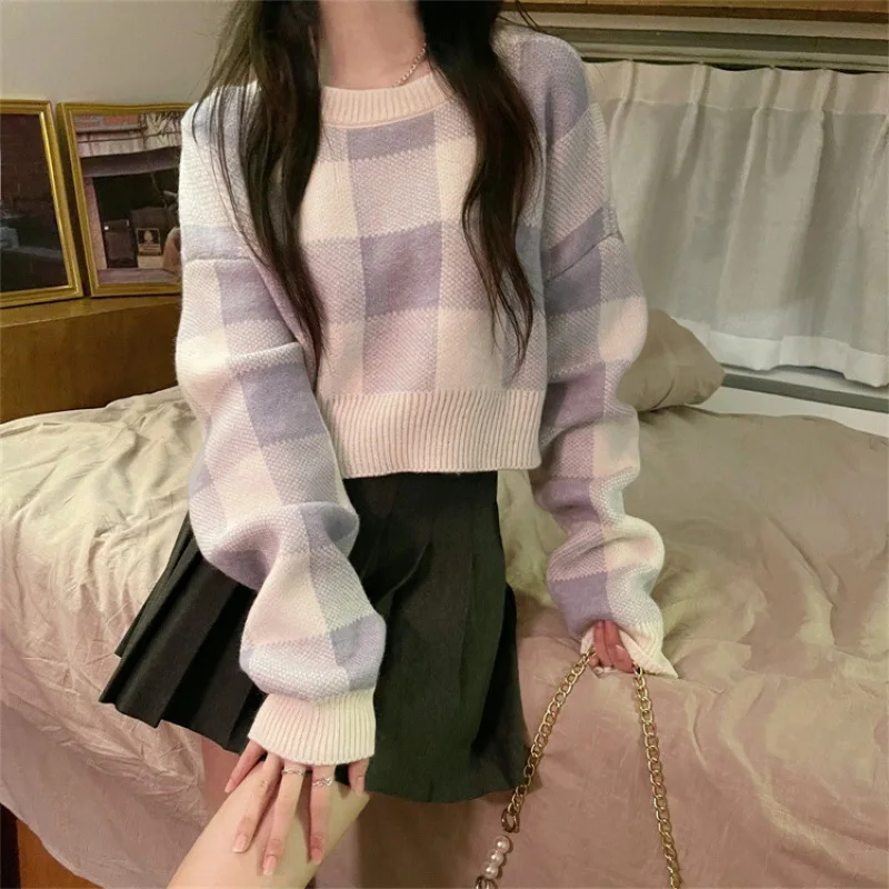 Sweater Women's Long-sleeved Knitted Autumn and Winter 2024 New Vintage Loose Short Fashionable Hot Girl Style Outer Wear Top