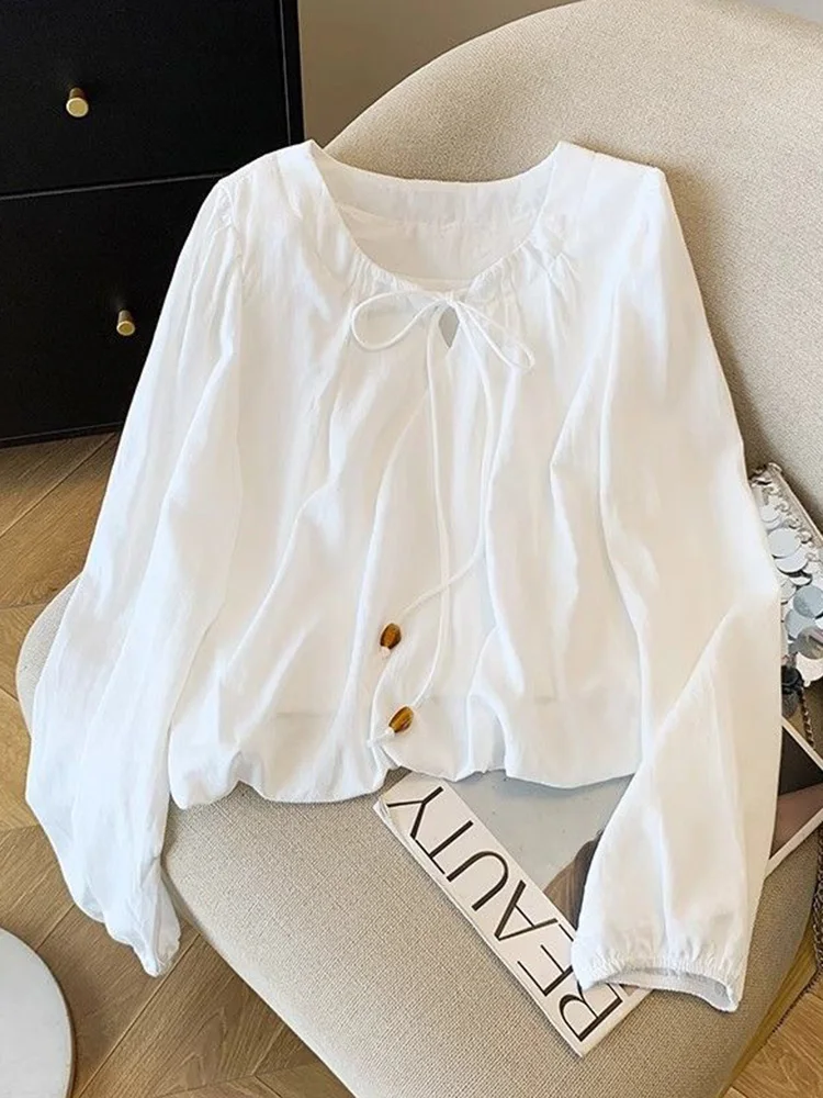 

Элегантная женская белая рубашка, весенняя винтажная блузка с длинным рукавом, свободного кроя, в стиле французского ретро, с кружевной отделкой, новые весенние белые топы.