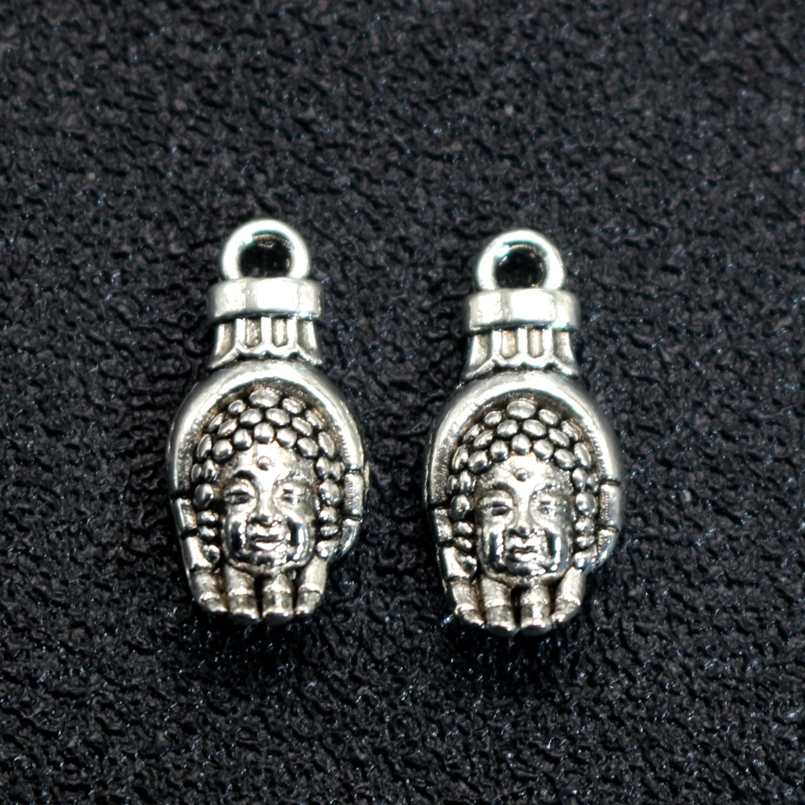 25 Tibet Silver Chinese Fengshui Buddha Hand Charm Pendants Healing 18X8mm