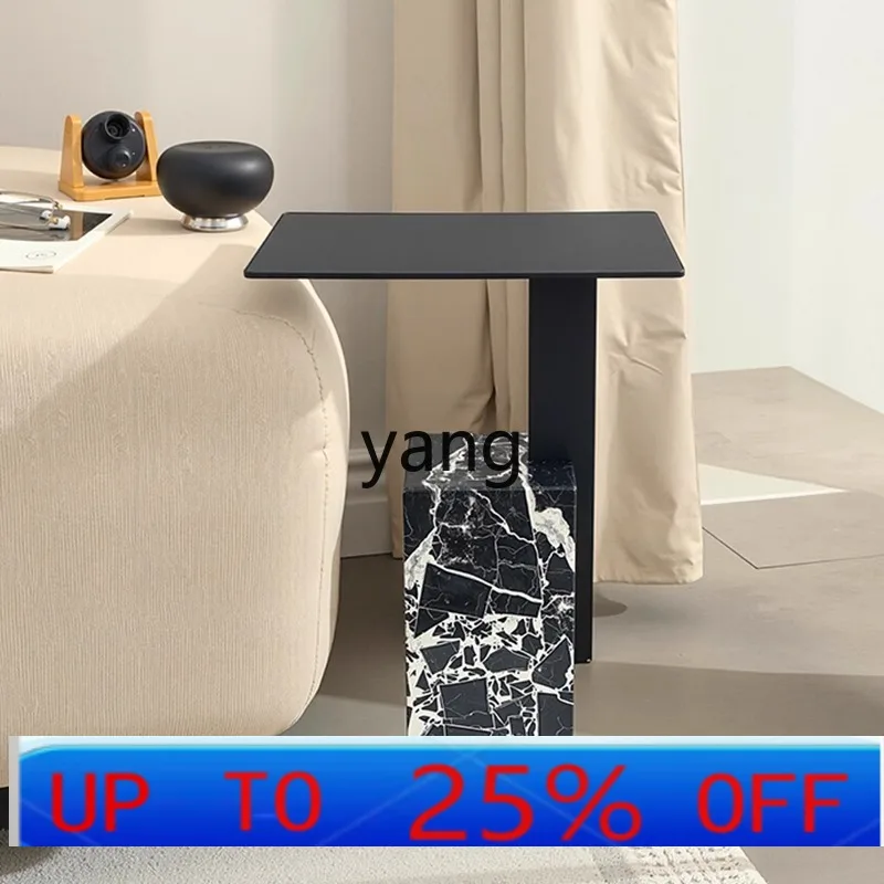 Stolik boczny do sofy LMM, designerski stolik do salonu w willi, mały stolik kawowy, stolik pomocniczy