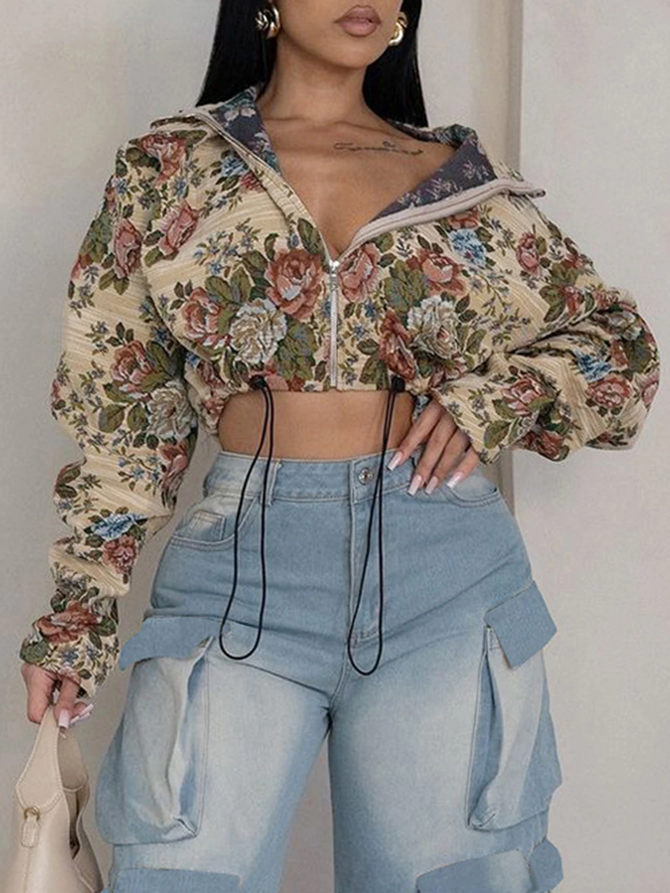 

Женская укороченная куртка с цветочным принтом, легкая молния, длинный рукав, воротник рубашки, удобная уличная осень