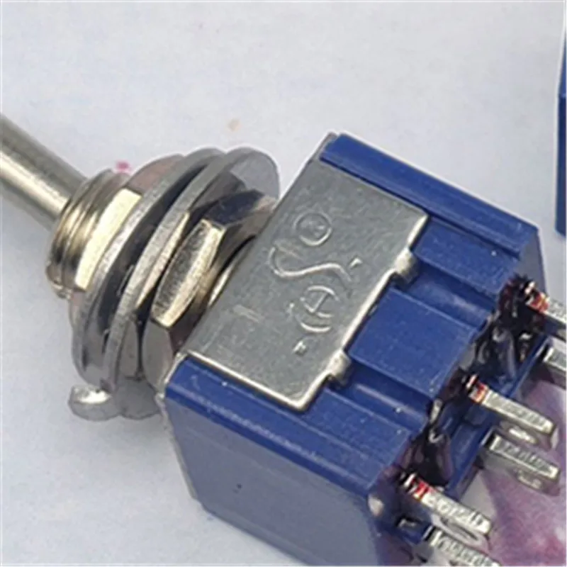 

Double Throw ON-OFF-ON/ON-ON 120VAC 6A 1/4 Inch Mounting MTS-202 Miniature Lever Toggle Switch Single Pole