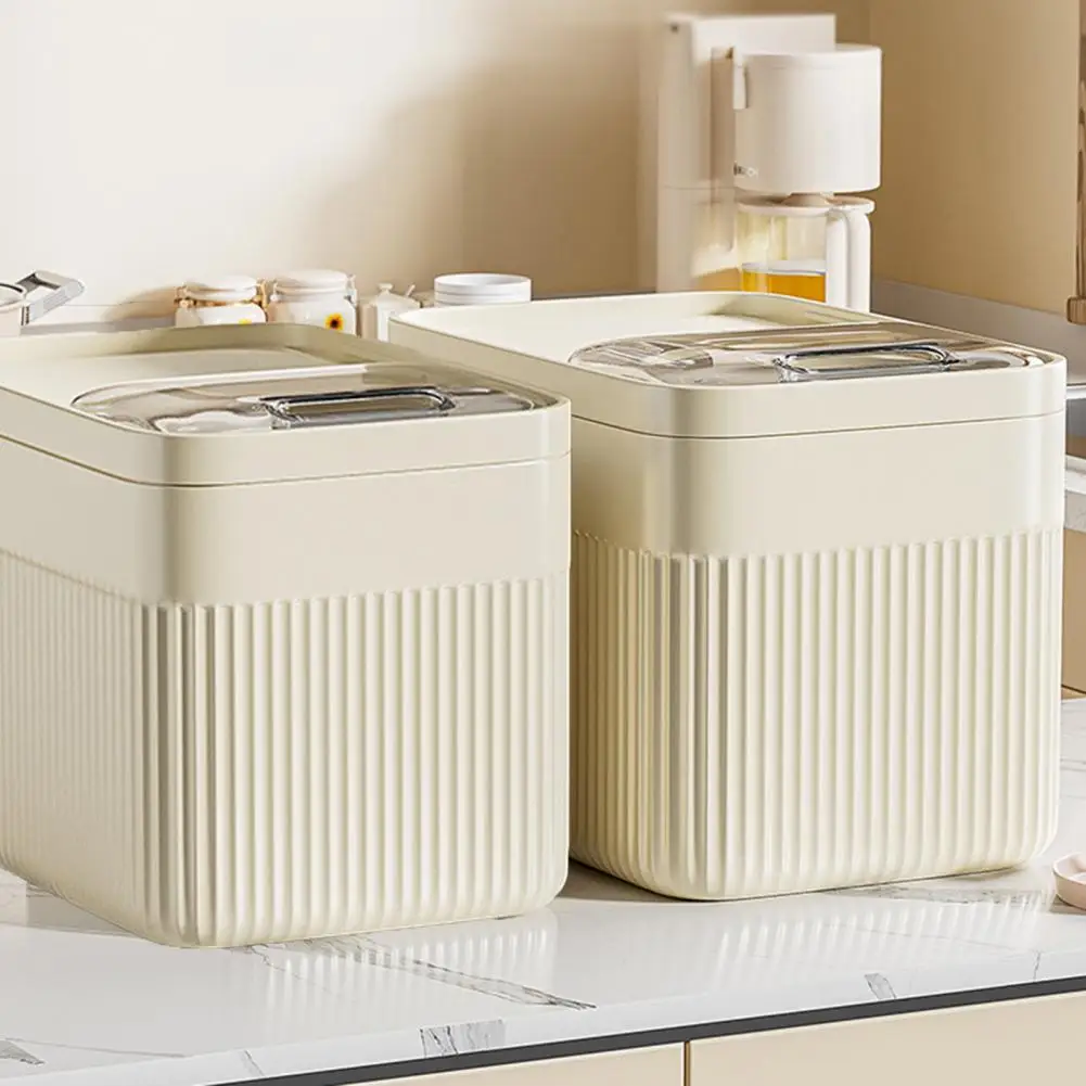 

Transparent Pet Food Container Crisp Pet Food Storage Solution Capacity Rice Bucket with Measuring Cup Transparent for Long