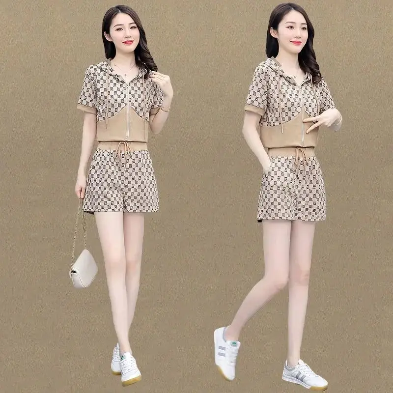 Fashion Suit Women\'s Summer New Korean Large Casual Short-sleeved Shorts Two-piece Women\'s Shorts Set Tracksuit Two Piece Set