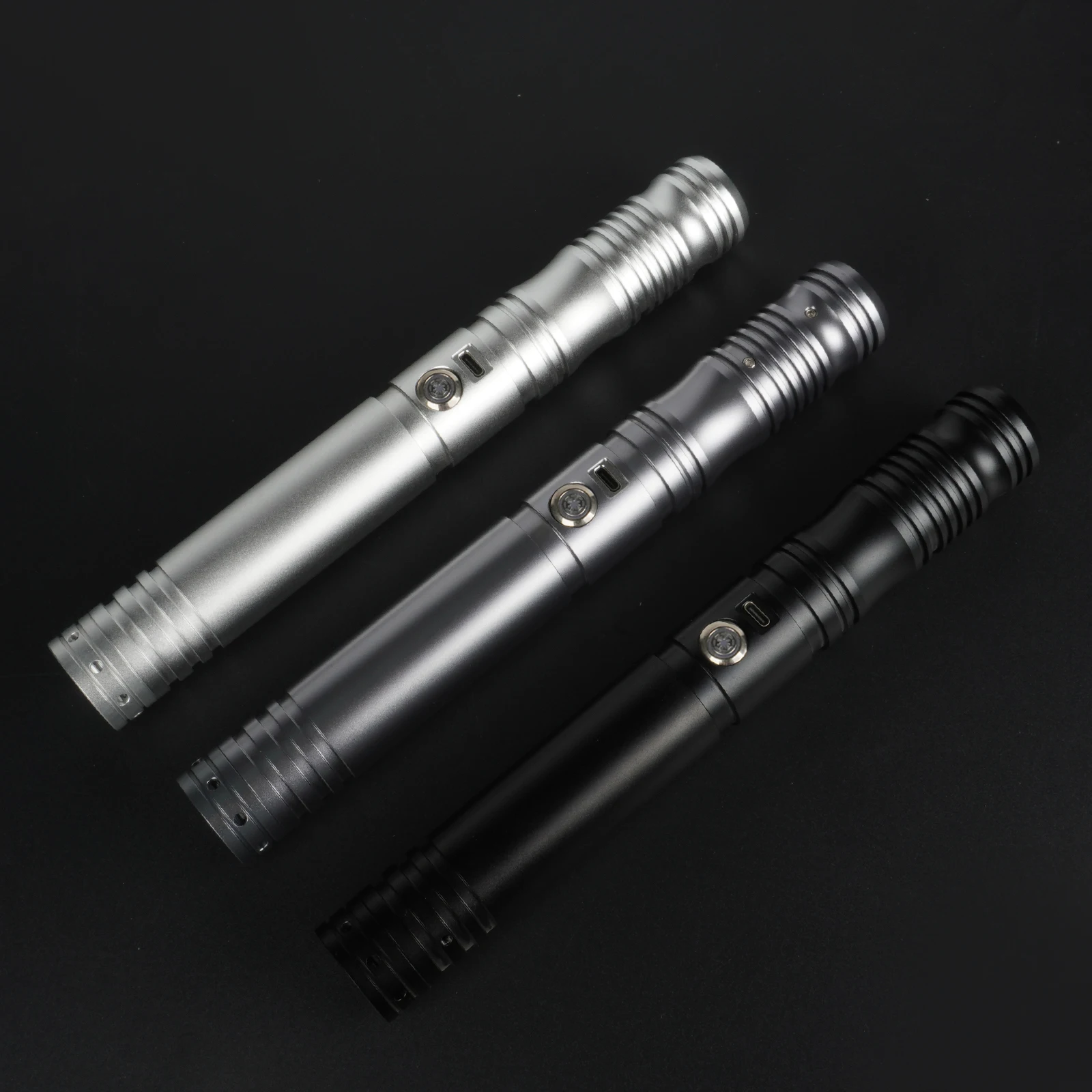 Cosplay Lightsaber Infinite Colors Cahnging Handle Dueling Random Colors Light Saber