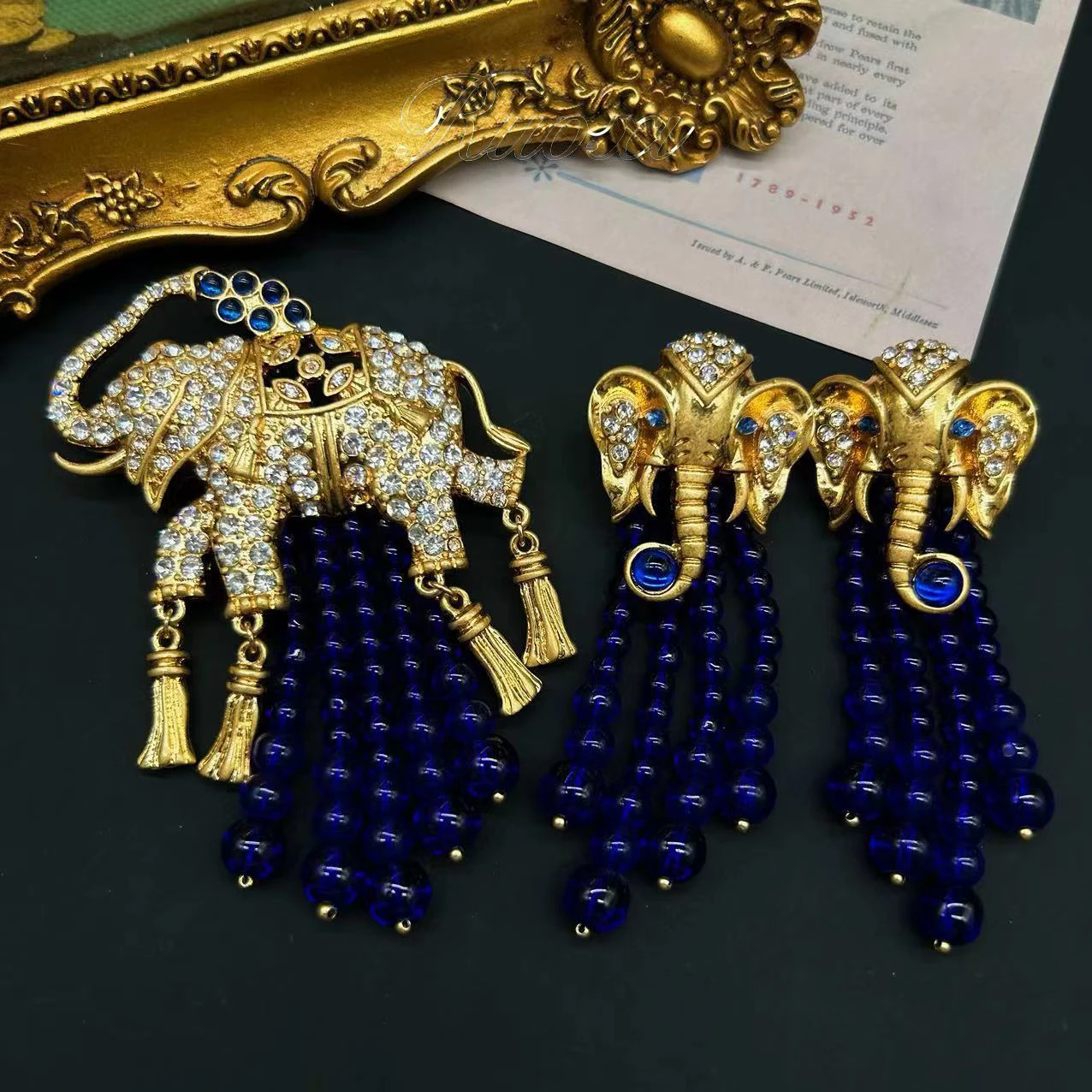 Vintage Blue nappa antico animale elefante spille nuovo stile cinese strass perline di vetro Unisex Bouch spilla