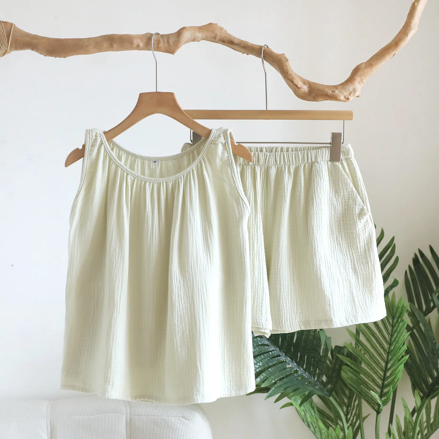 2026 Summer New Women's Pajama Set 100% Cotton Crepe Vest+Shorts Solid Color Soft Sweet and Fresh Home Clothes Two Piece Set