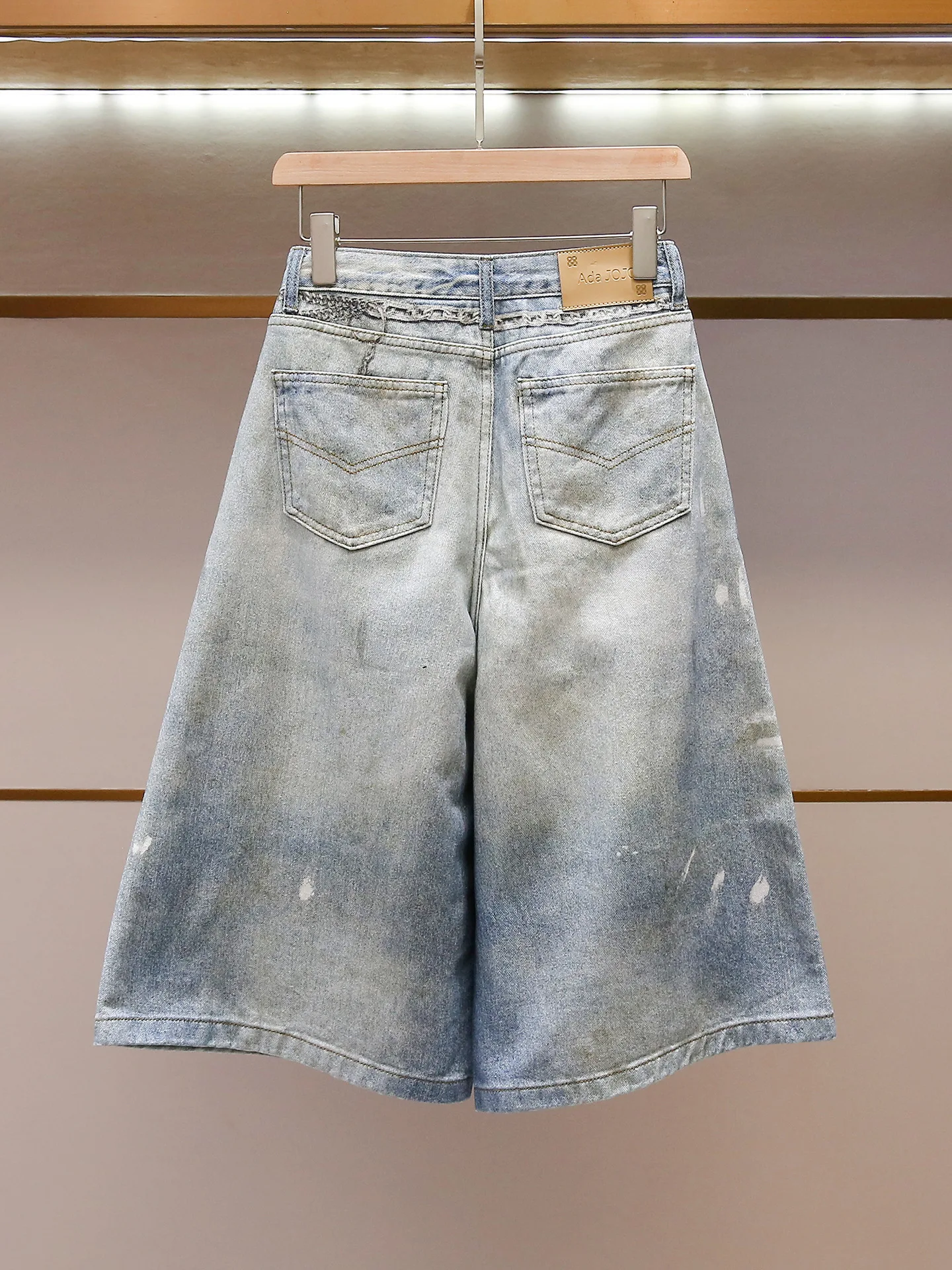 High-end Women's Clothing Spring New Locomotive Style Spice Girl Design Sense Printing A Word High Waist Jeans Women
