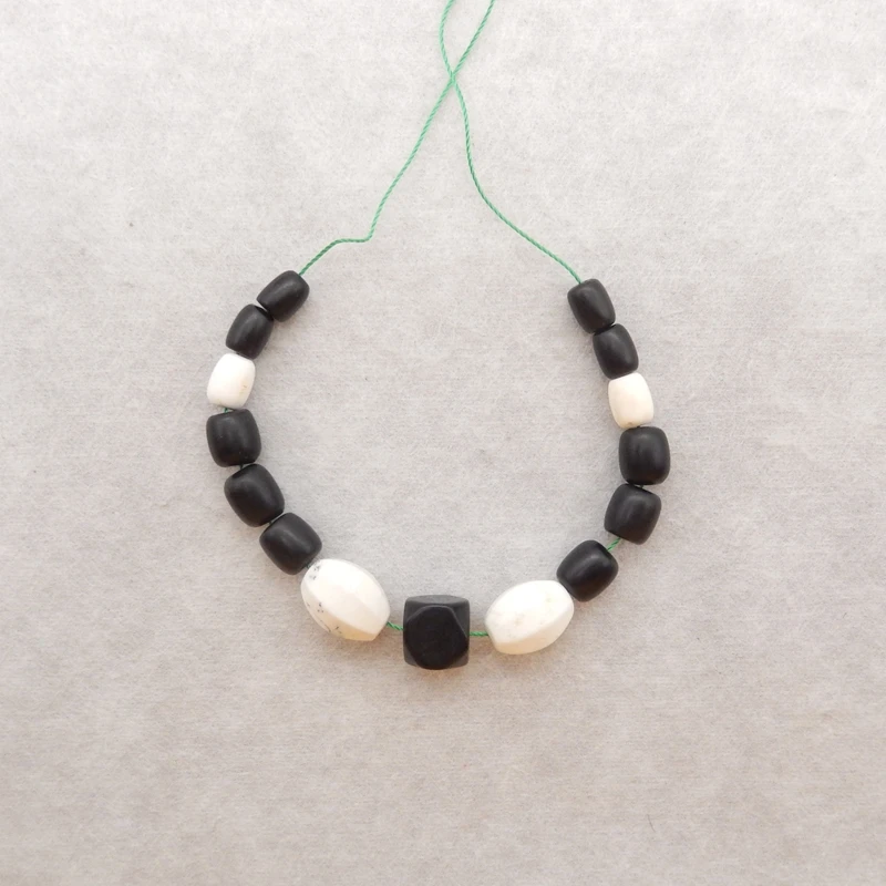 

Natural Stone Obsidian Howlite Beads 8x6x6mm 13.8g for Jewelry Making Fashion Gem Necklace Bracelet Pendant Accessory