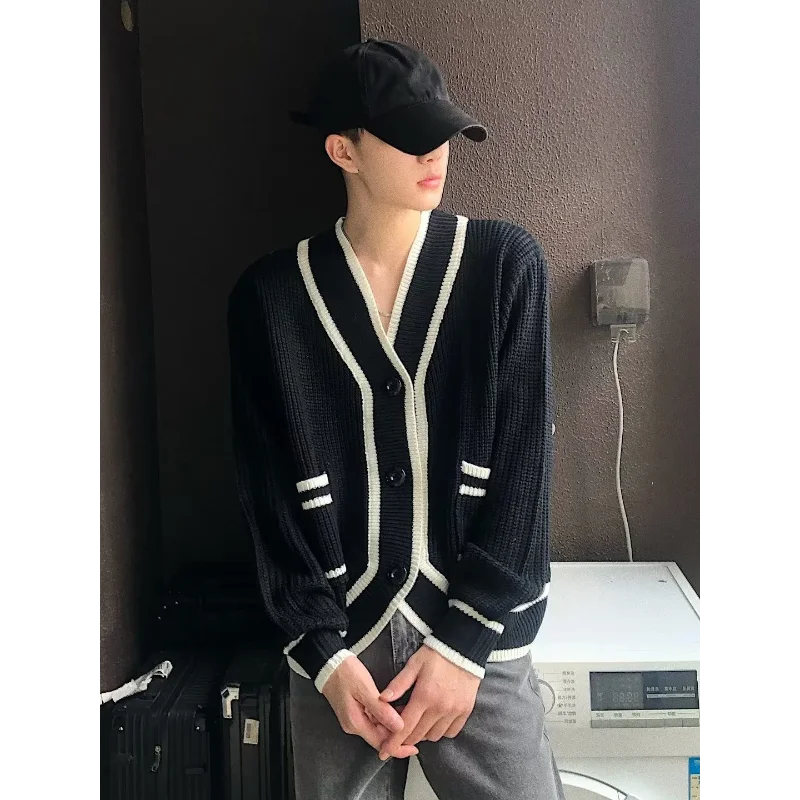 Contrast Color V-neck Pocket Knitted Sweater Cardigan Loose Men's Long-sleeved Fashionable Casual Jacket Top