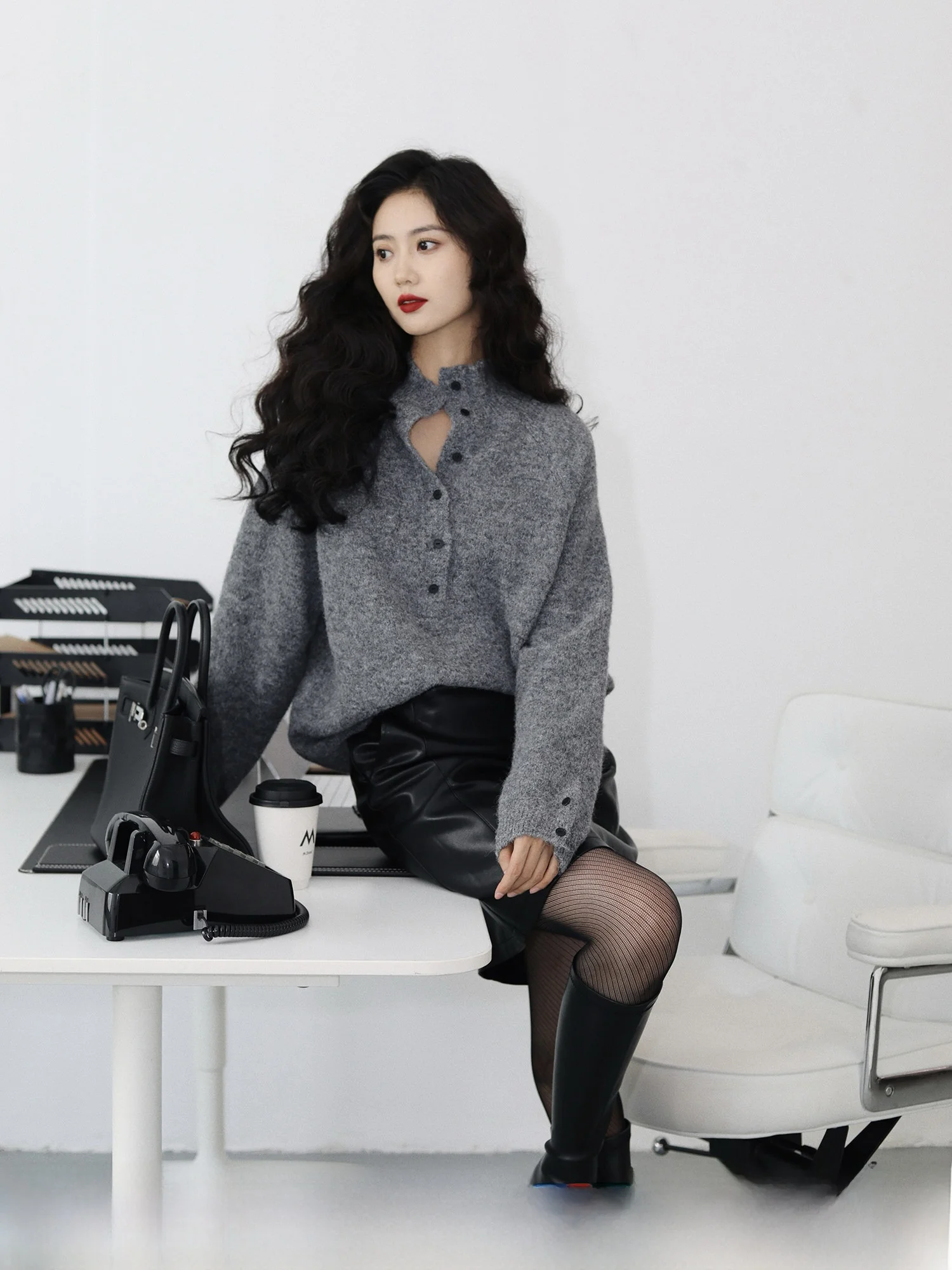 

Soft Alpaca Sweater Women's Spring Autumn New Sle Button Design Cozy Knitwear V-Ne Long Sve Thiened Commute Sle