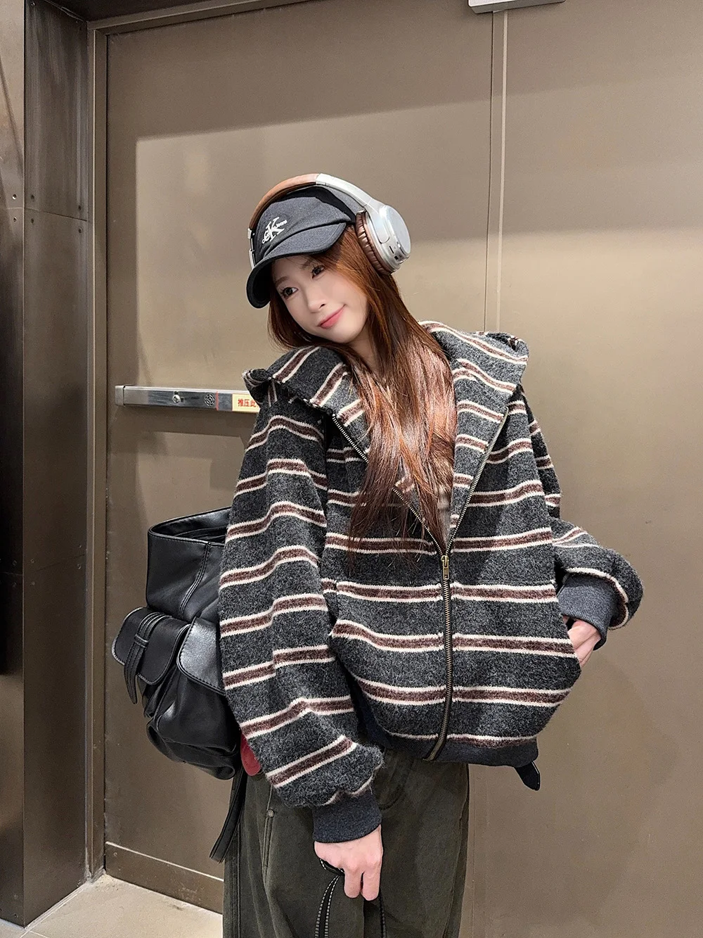 

Американский ретро-худи в полоску с длинными рукавами, свободный крой, утепленный, из хлопка, для женщин, молодежный, визуально стройнящий силуэт