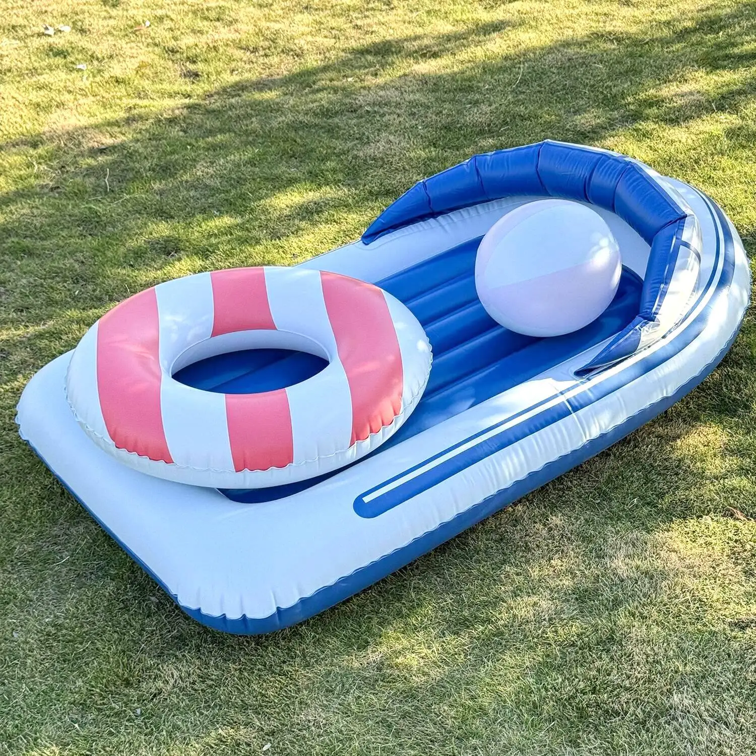 Boat-shaped float inflatable boat swimming ring beach ball three-in-one set, playing in the water