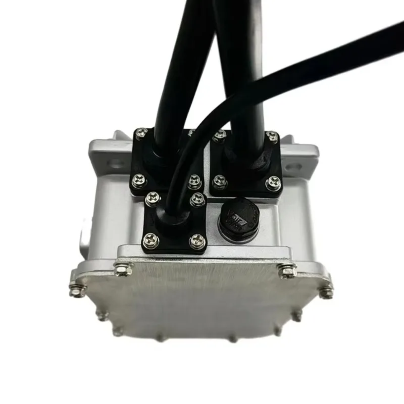 High Efficiency 220VAC Input 3.3kW EV On-Board Charger for Electric Cars CAN Control IP67 Waterproof 94% Factory Direct Supply