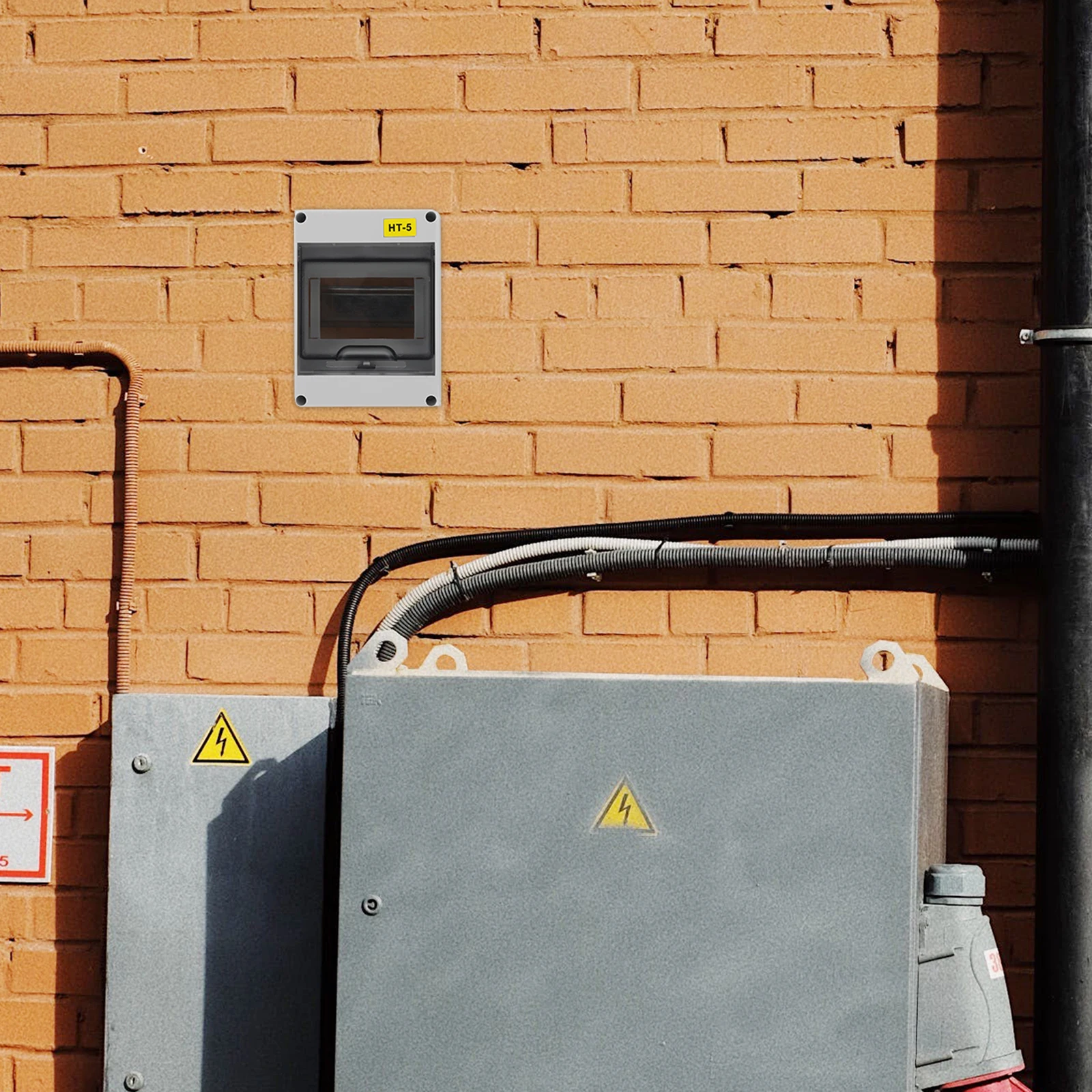 

Waterproof Electrical Junction Outdoor Breaker Plastic Distribution Box Ht-5 Large Capacity Durable Watertight Electric Box For