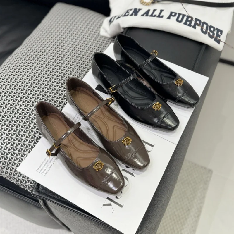 

Flat Bottom Mary Jane Shoes Women's Spring Summer Square Head Slip-On Shoes Elegant Grandmother Style Single Strap Flats