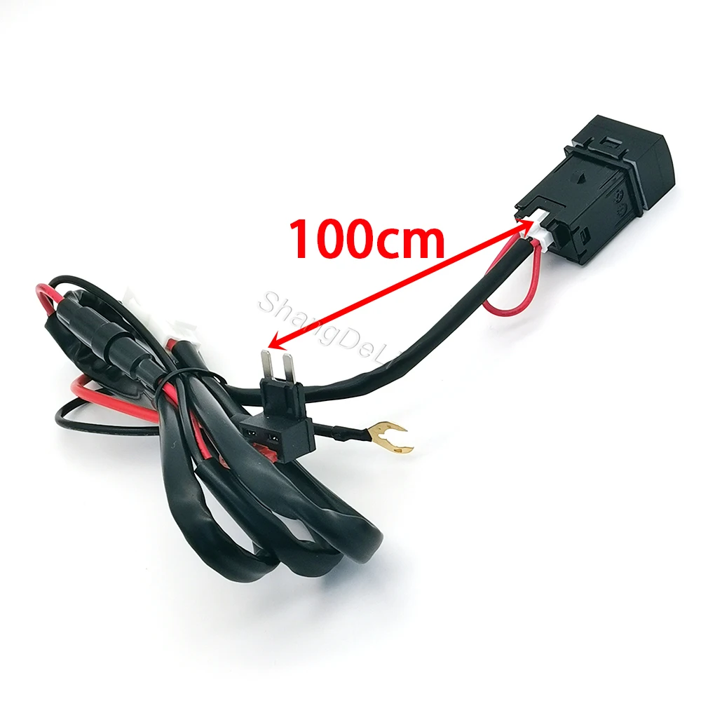 1 قطعة مقبس شاحن السيارة واحد نوع-C PD شحن منفذ محول الطاقة واجهة المقبس لميتسوبيشي أوتلاندر 2023