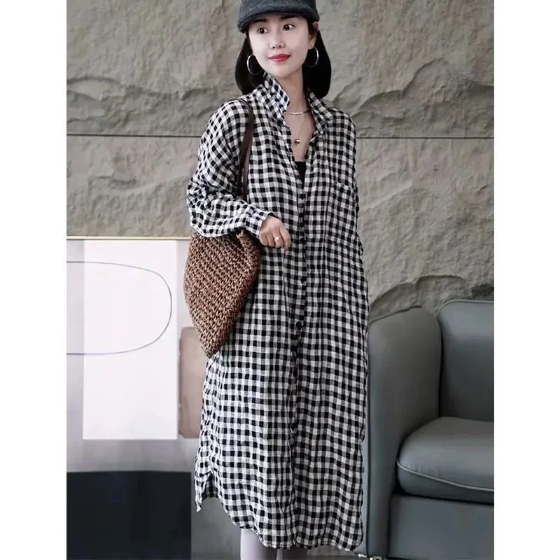 Checkered Long Sleeved Shirt for Women's Spring/Summer 2024 Loose Mid Length Thin Sun Protection Clothing for Women's Outerwear