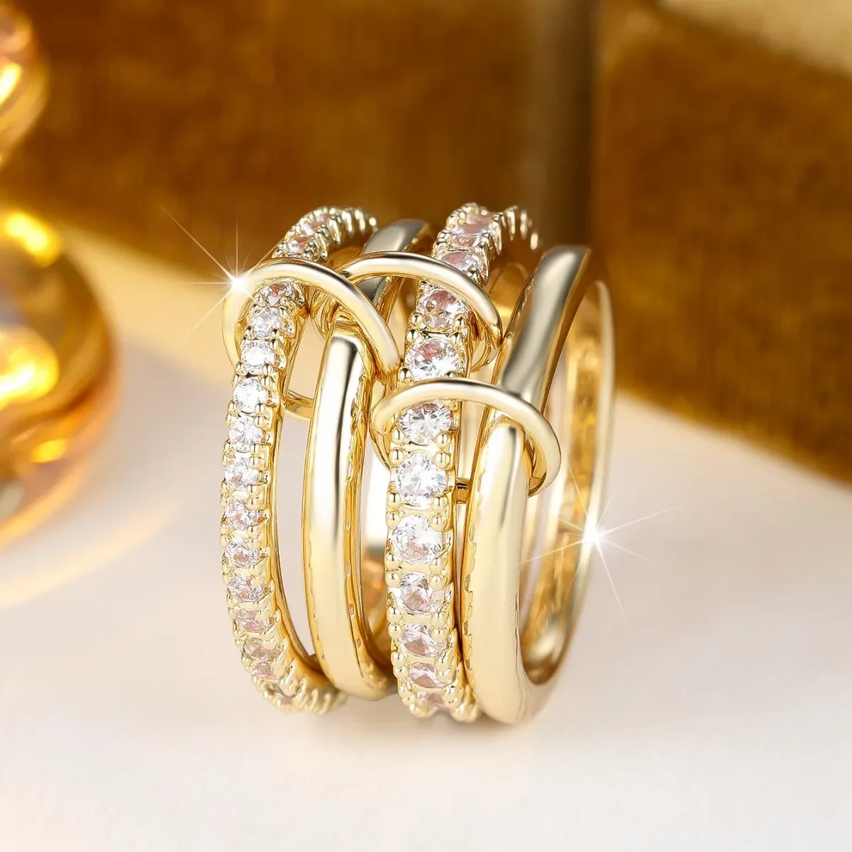 

2025 New 18K Gold Plated Interlocking 4-Ring Set, Unisex Elegant Jewelry Gift for Men & Women