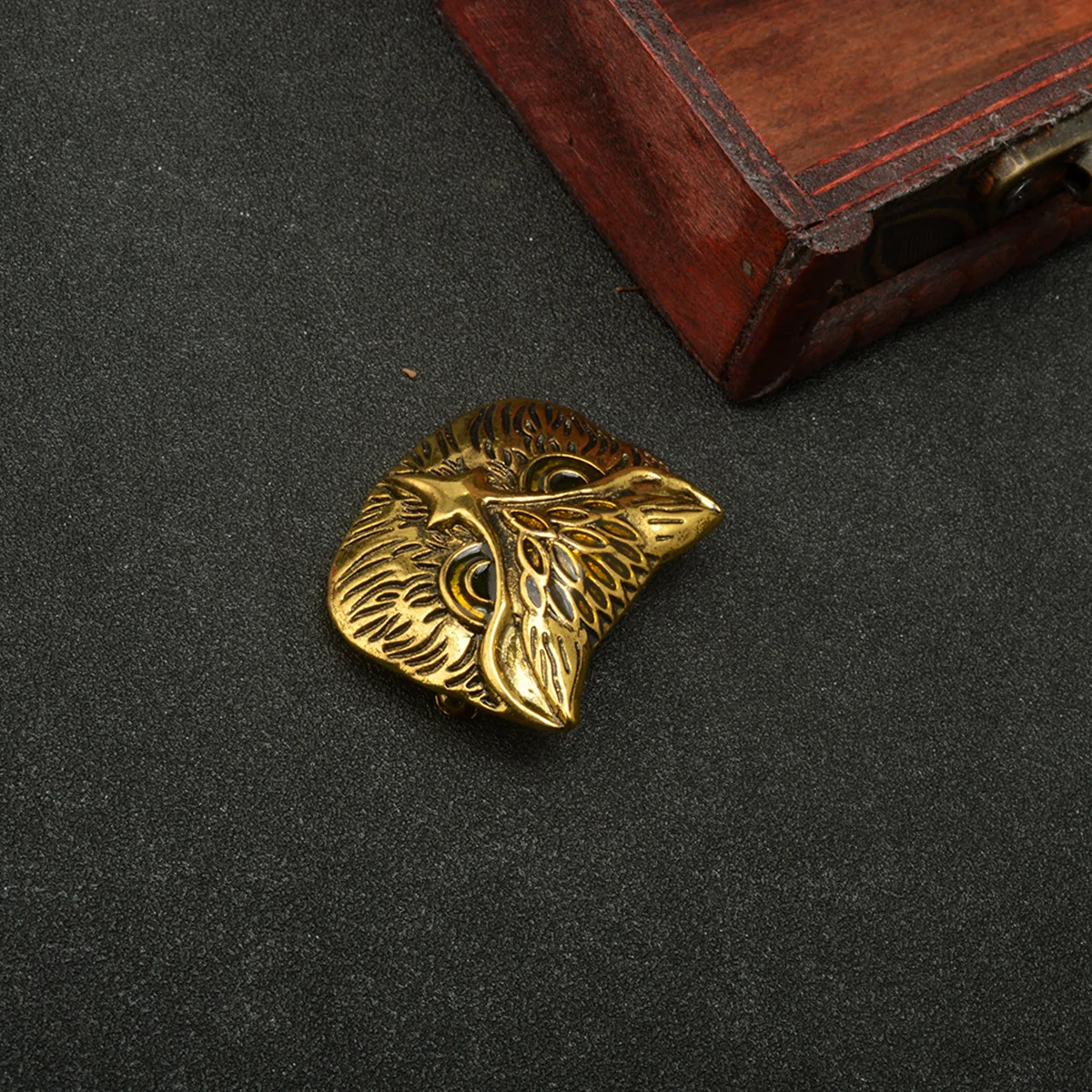 

Vintage Brooch Owl Design Rustproof Lightweight Exquisite Men'S Fashion Breastpin Gift For Dad Boyfriend Decorative Pin