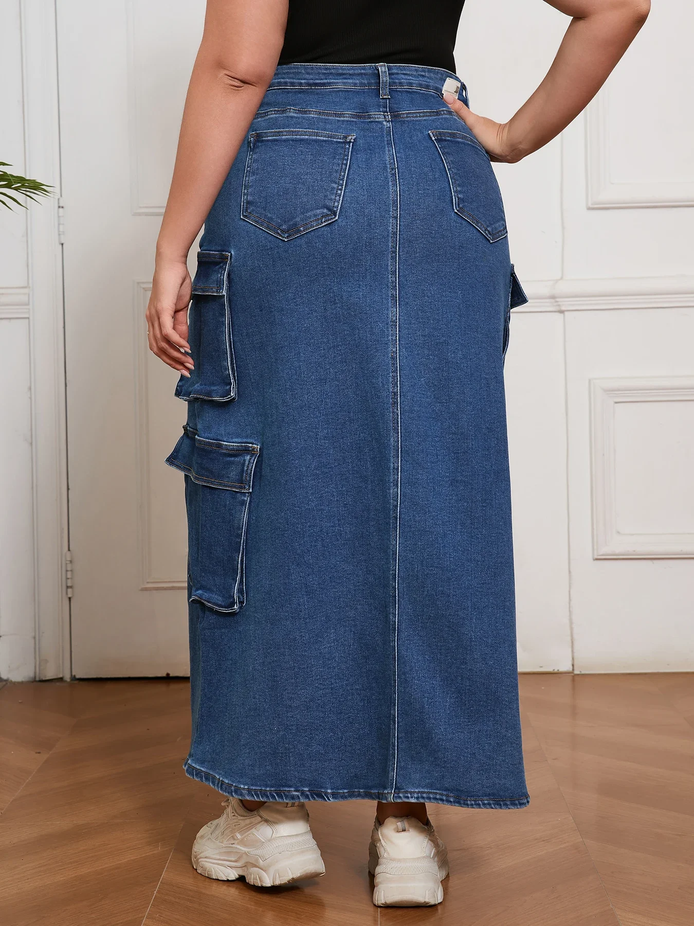 Stylish Women's Denim Cargo Skirt - High Waist Long Jeans with Functional Pockets, Must-Have Women's Clothing