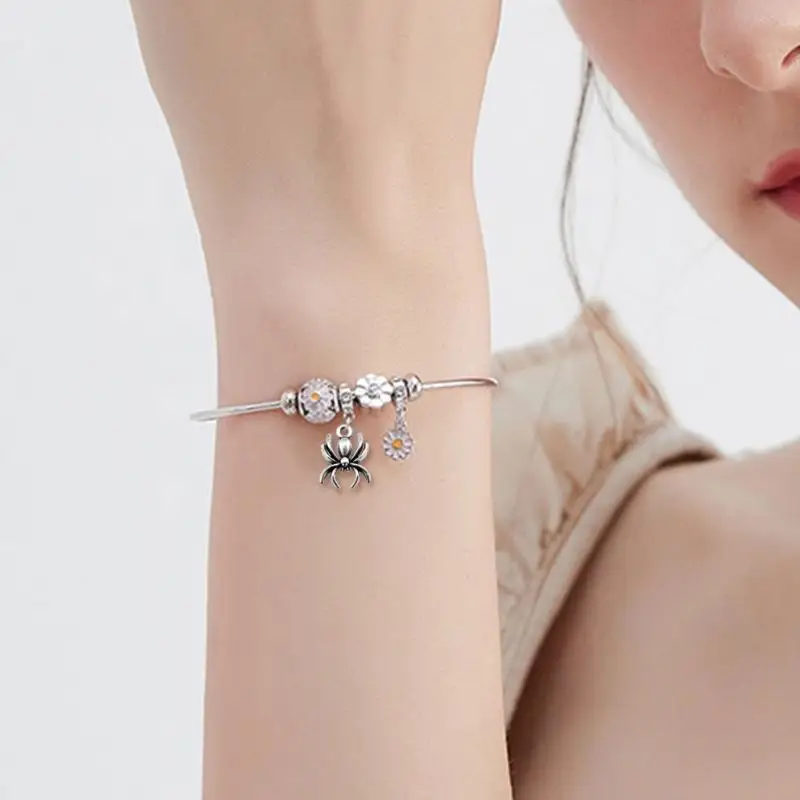 

30 шт. подвески в виде пауков, очаровательные подвески на Хэллоуин, уникальные подвески в виде пауков, античное серебро, для