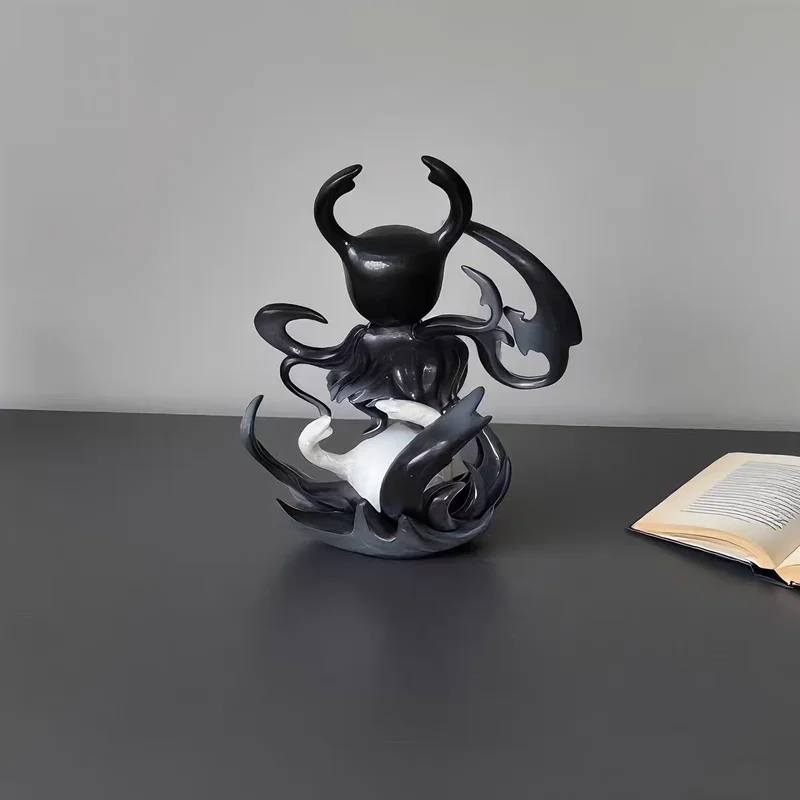 ฟิกเกอร์สะสมจากเกมอนิเมะ Hollow Knight ของตกแต่งตั้งโต๊ะ ของประดับเคสคอมพิวเตอร์ ของขวัญสำหรับคนรักเกม