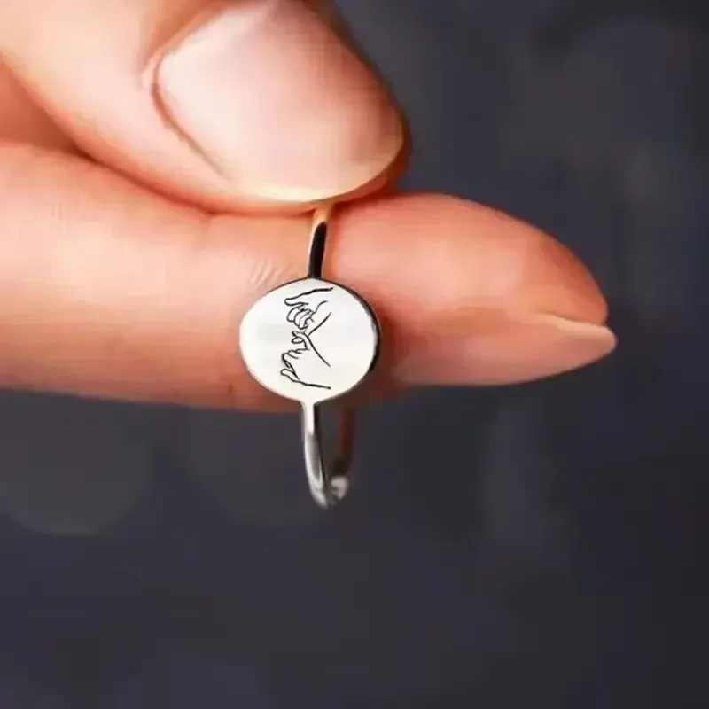 2025 Simple Geometric Elliptical Design Ring for Women European American Style Pulling Hook Fashion Jewelry Gift