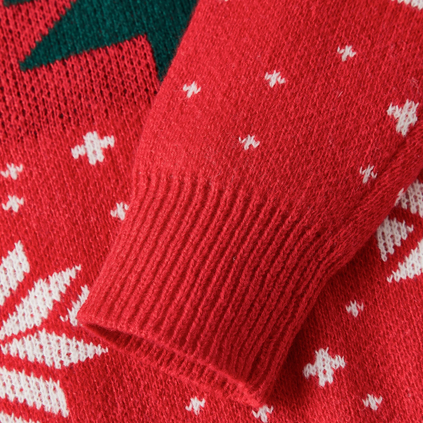 Women's Christmas Sweaters Long Sleeve Round Neck Snowflake Tree Print Loose Pullover Knit Tops