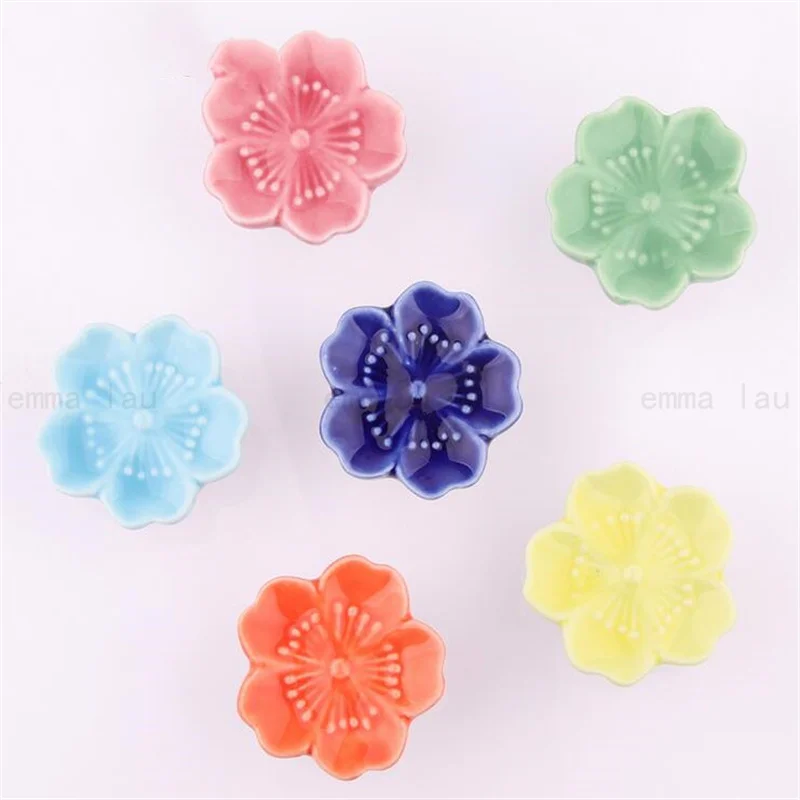 Flowers Shape Color Ceramic Knob and Handle Cabinet Door Hardware Knobs Furniture Cupboard Single Hole Handles