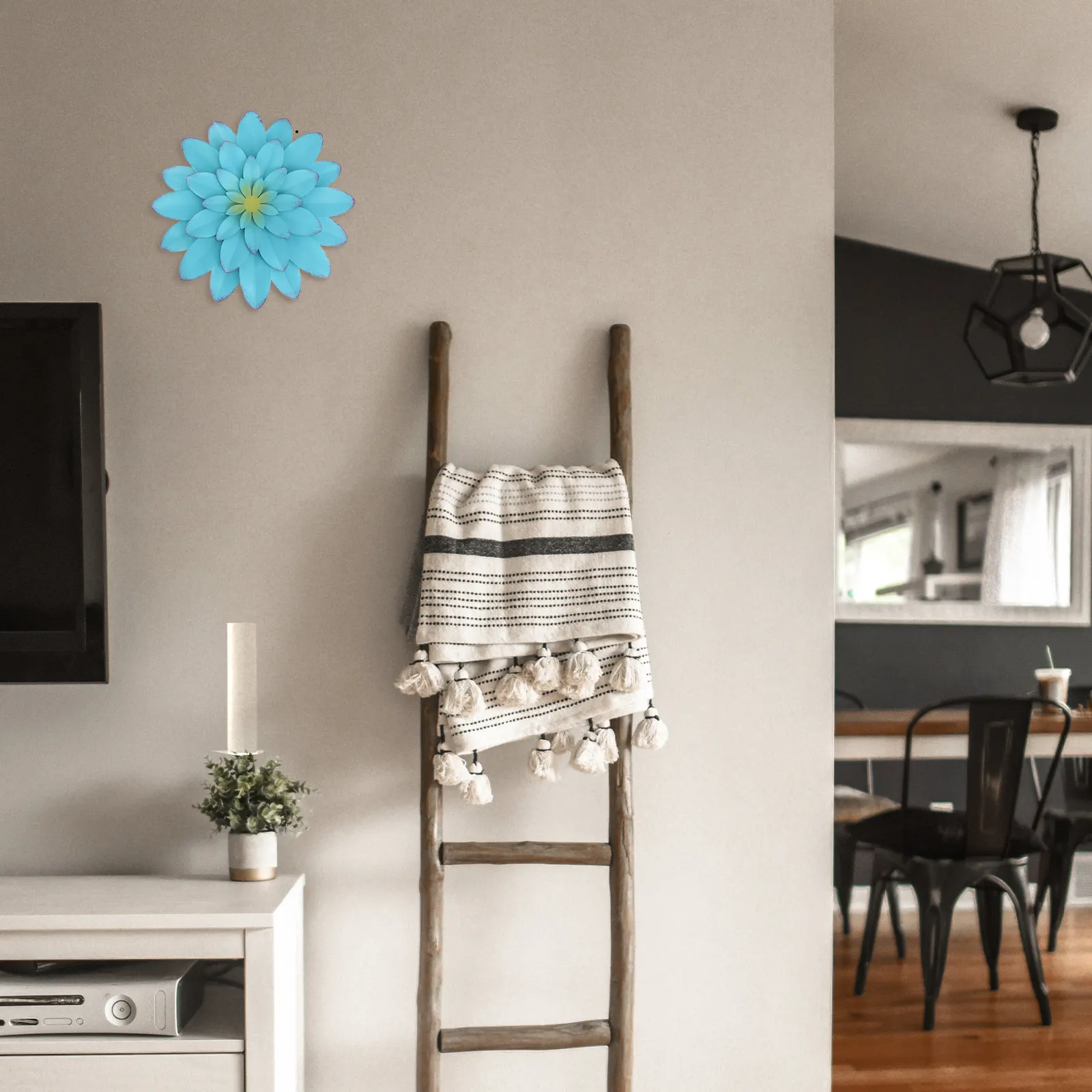 

1Pcs Hanging Wall Decor Iron Flower Pendant Reusable Simulation Flower Ornament for DIY Background Wall Scene Decoration