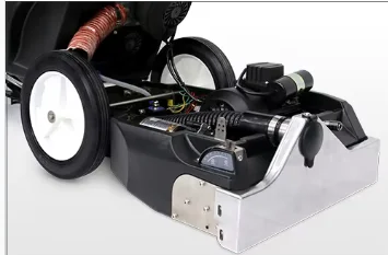 يقوم المكانس التجارية الرطبة والجافة في الفنادق بتدمج تنظيف الرش والاستخلاص مع منظفات السجاد الصناعية #5