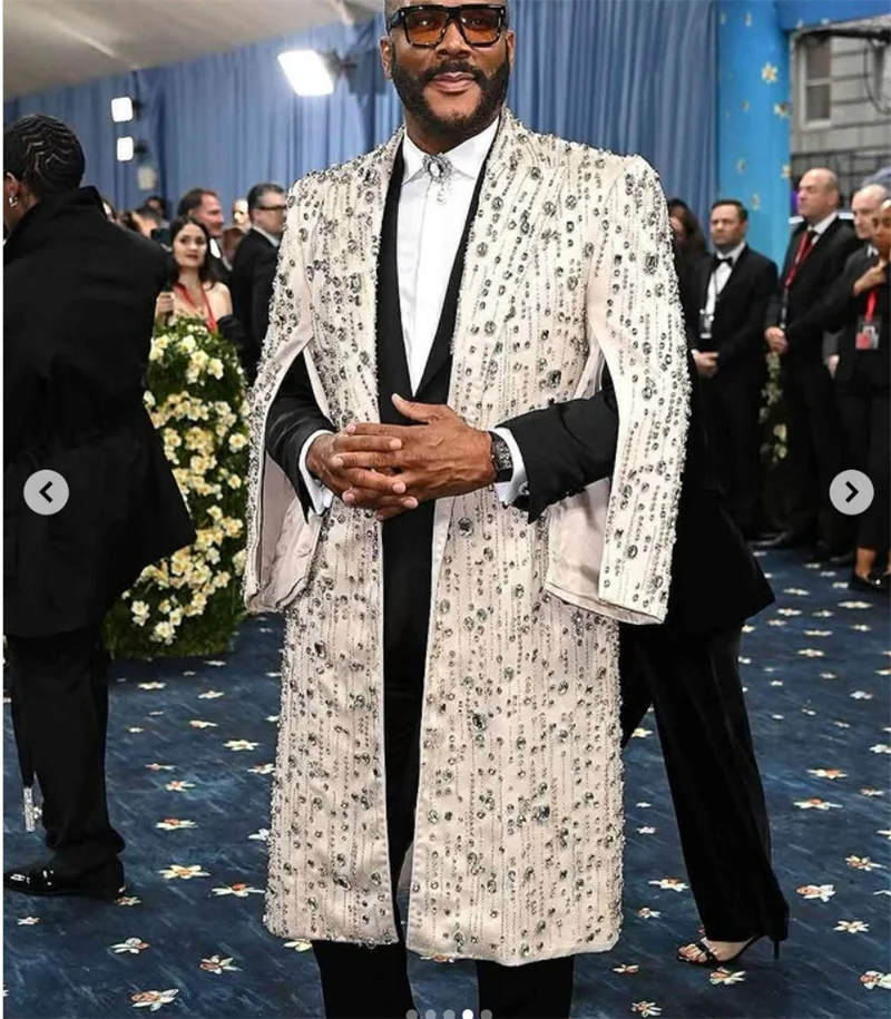 

Crystals White Men Suits Set 2 Pieces Blazer+Black Pants Trousers Luxury Wedding Tuxedos Jacket Formal Office Red Carpet Coat