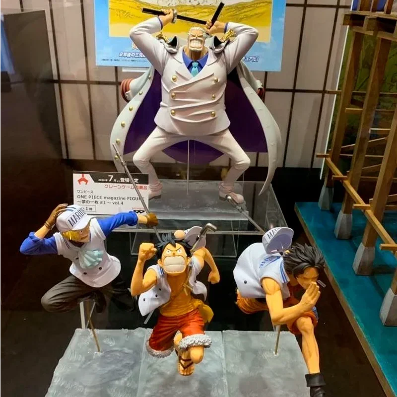 Op voorraad Originele Bandai BANPRESTO Magazine One Piece Monkey D Garp Anime Action Figure Speelgoed Gift Model Collection