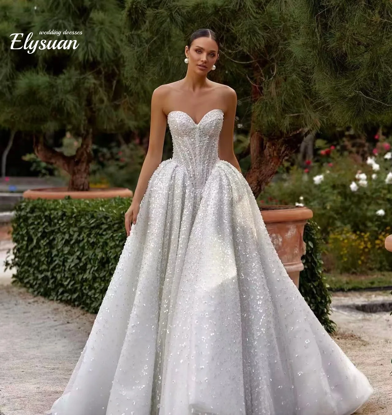 Изысканное длинное свадебное платье трапециевидной формы из бисера по индивидуальному заказу, свадебное платье без рукавов с открытой спиной для невесты