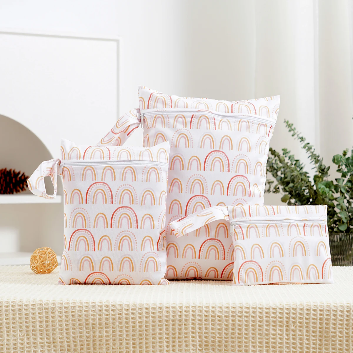 Elinfant 3 Pcs/Set  Different Sizes Wet Dry Bag With One Zippered Baby Diaper Nappy Waterproof Reusable Washable Storage Bag