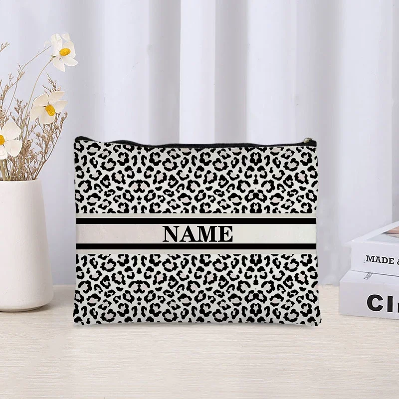 Borsa per il trucco personalizzata con nome personalizzato leopardo zebrato, damigella d\'onore, scatola per il trucco di nozze deluxe, portafoglio