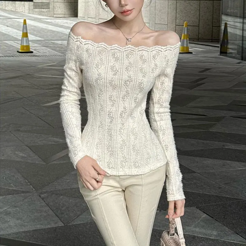 

Aura Lace Elegant Slash Neck Pullovers Autumn Winter Solid Color Female Clothing Slim Long Sleeve Hotsweet Hollow Out T-shirts