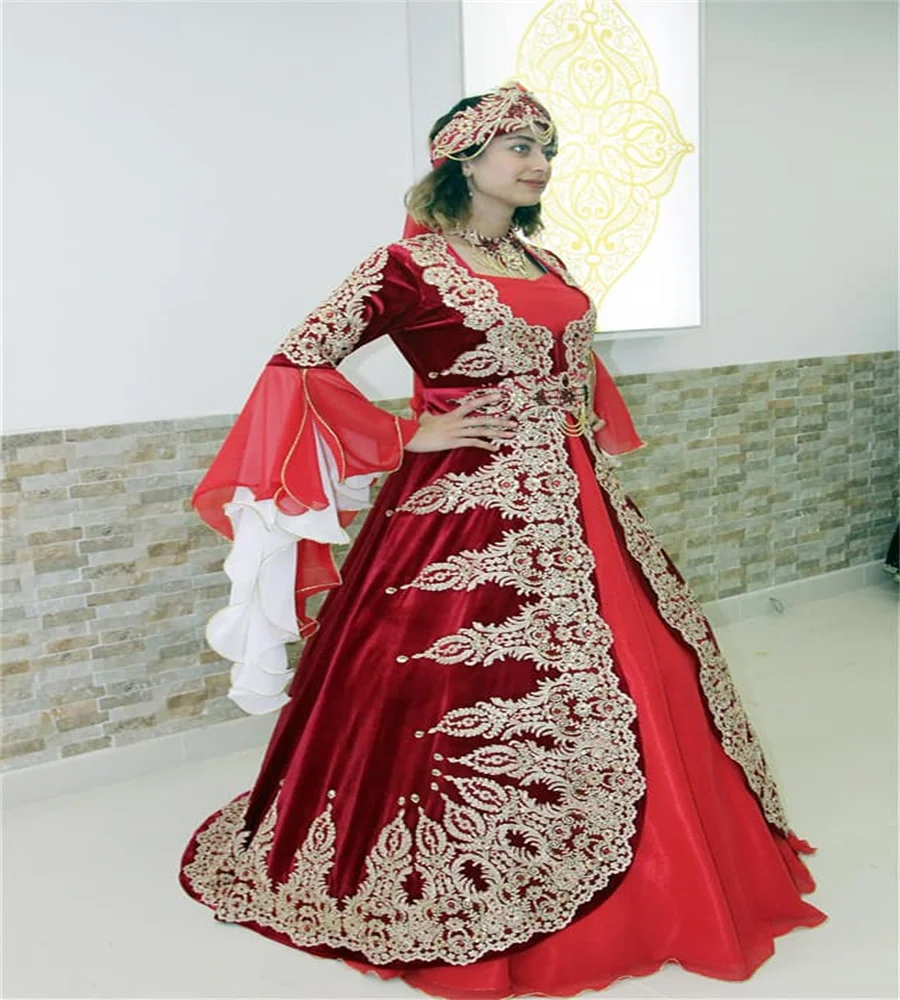 Traditional Moroccan Kaftan Evening Dress Red Luxury Beaded Lace Turkish Prom Dresses Long Sleeve Formal Ceremony Customized