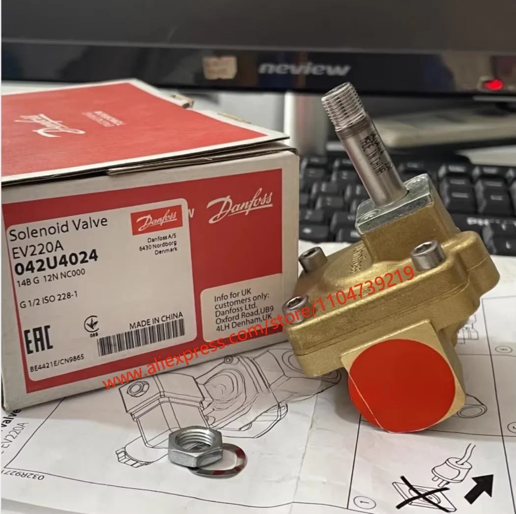 

Danfoss EV220A 2-position 2-way solenoid valve 042U4024/042U4032/042U4041/042U4042/042U4053/042U4074