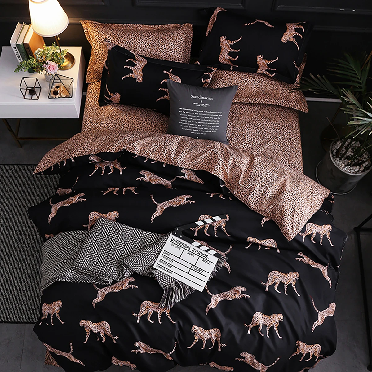

Wild leopard print home textile quilt cover three-piece bedding cover 100% polyester double layer duvet cover pillowcase