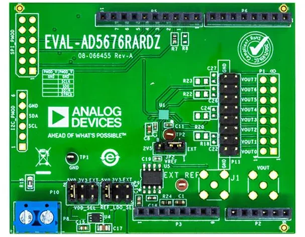 The EVAL-AD5676RARDZ development board