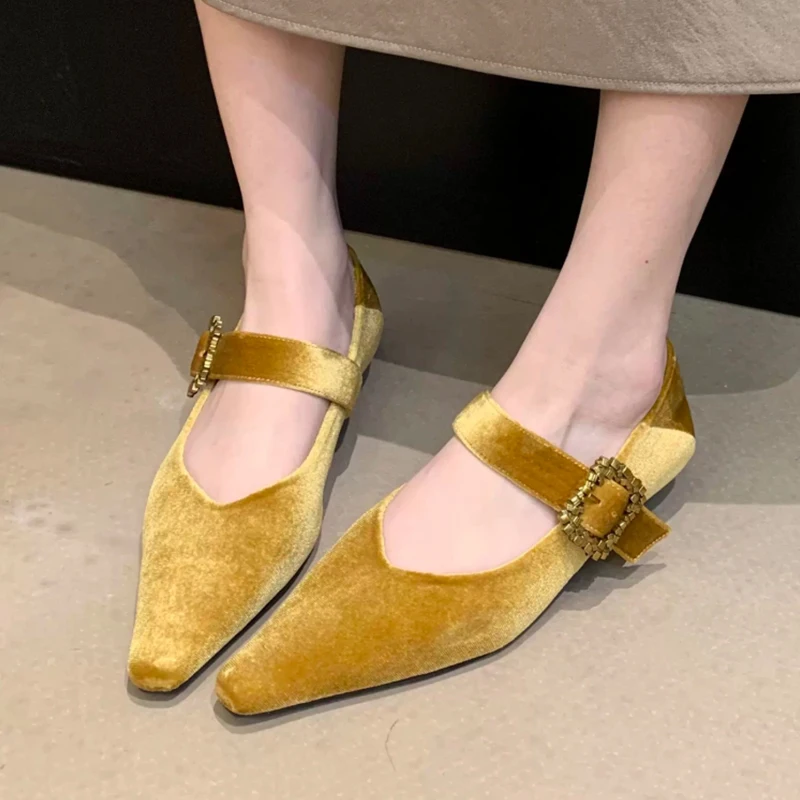 

Элегантные женские туфли Мэри Джейн на высоком каблуке с острым носком, замшевые туфли-лодочки на массивном каблуке с пряжкой, весна 2026, новинка