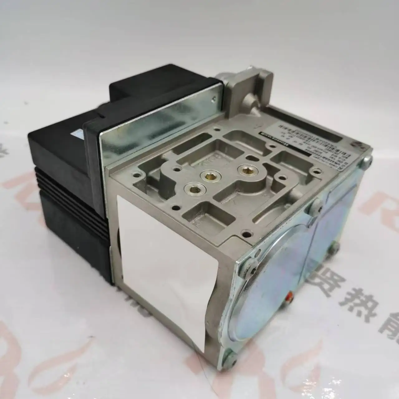 2025 Honeywell Kombinationsmagnetventil VR420AB10020000 5 auf Lager