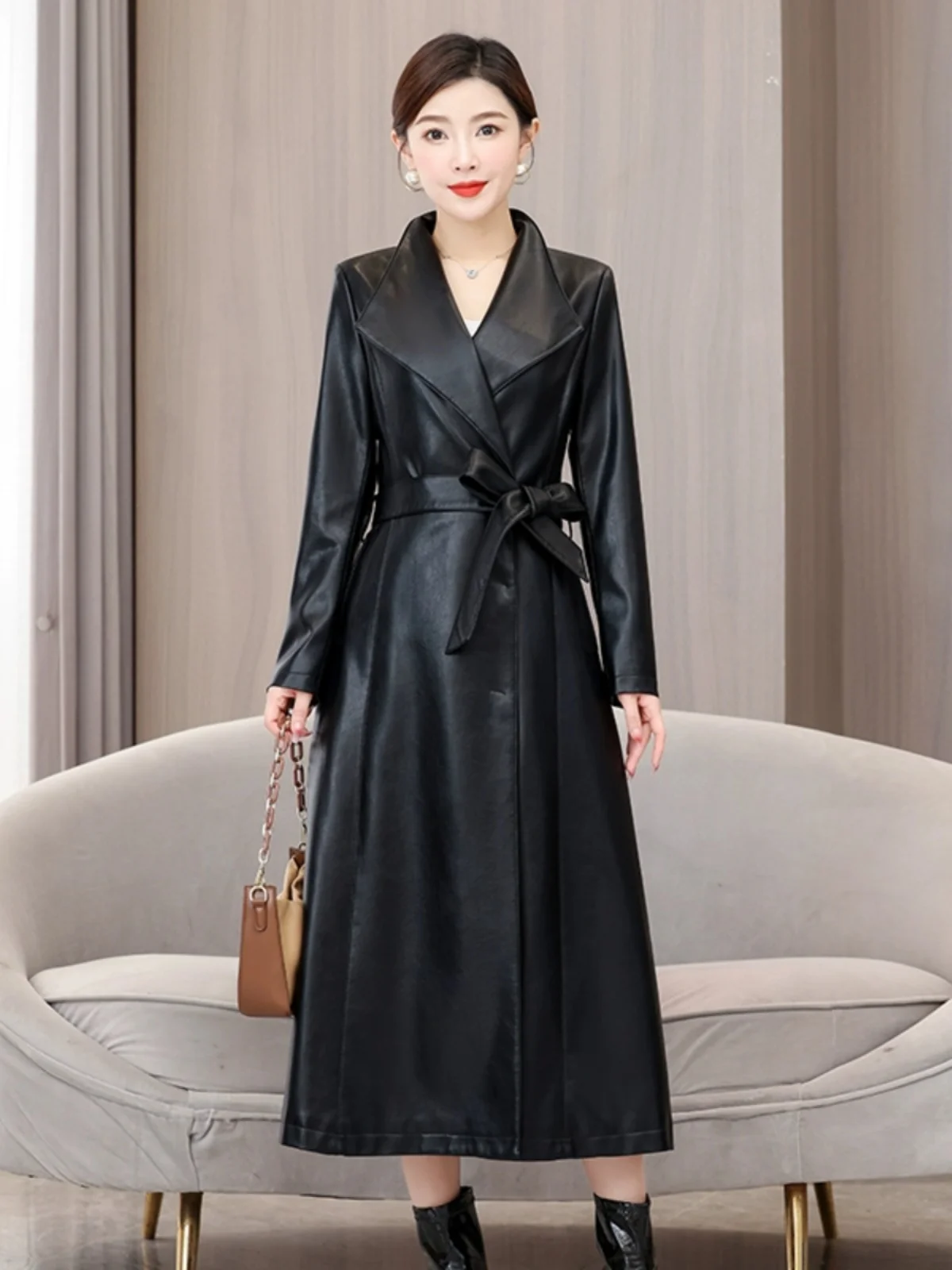 レディースミドル丈シープスキンレザージャケット2025秋新作オーバーニーベルト付きスリムフィットコートエレアウターウェア