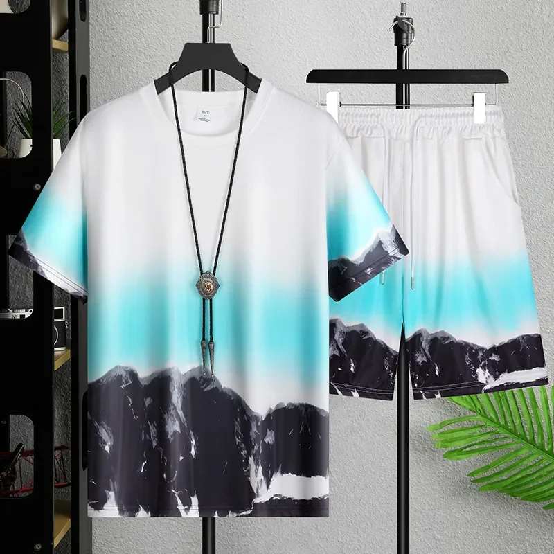 

Men's Gradient Mountain Print 2PCS Set, Ice Silk Short Sleeve T-Shirt & Shorts