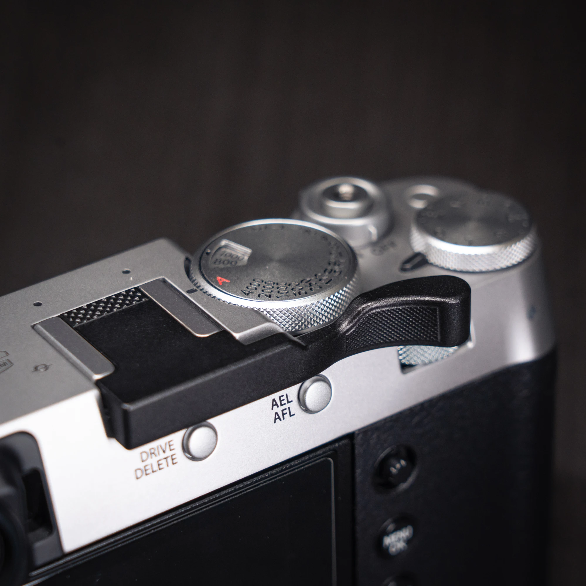 Aluminium-Metall-Handgriff für Fujifilm X100V Fuji X100VI Kamera – Daumenaufsteckgriff – Detail 13